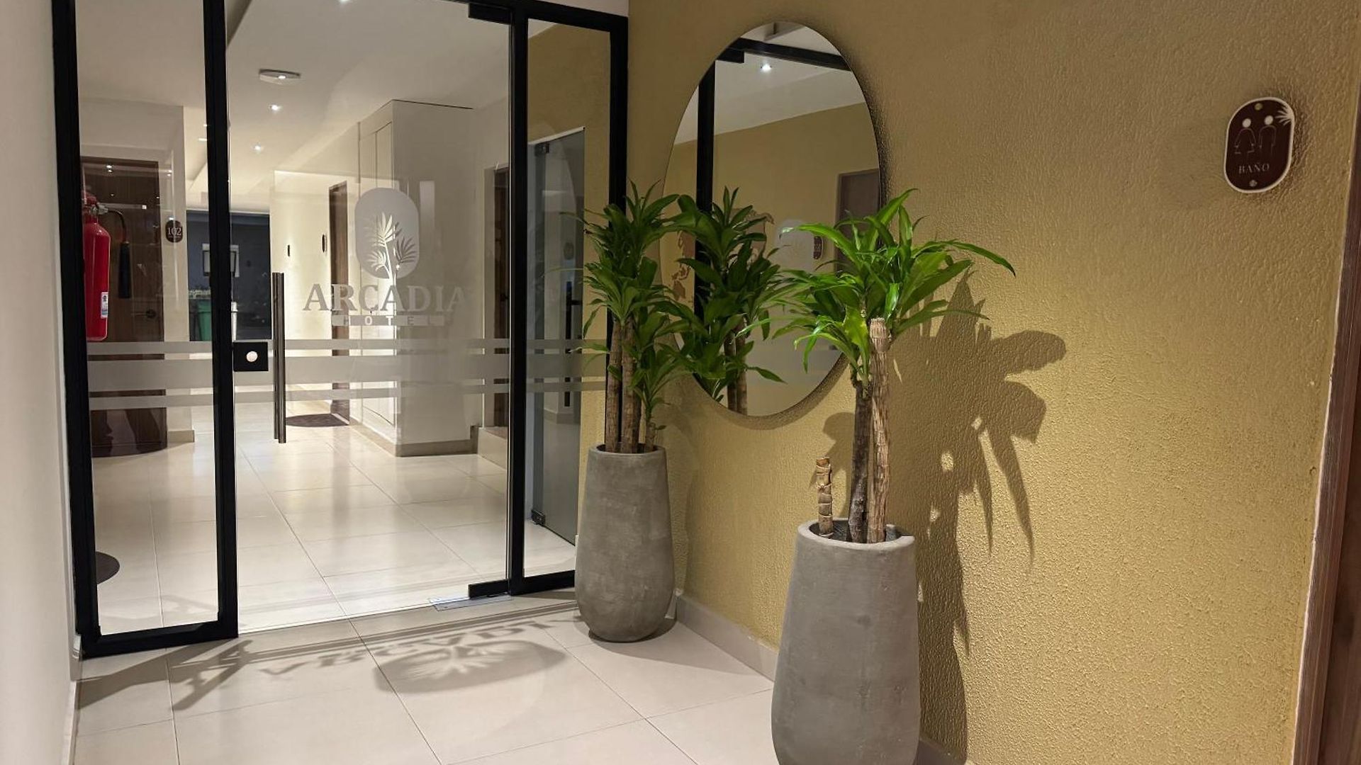 Hotel Arcadia *