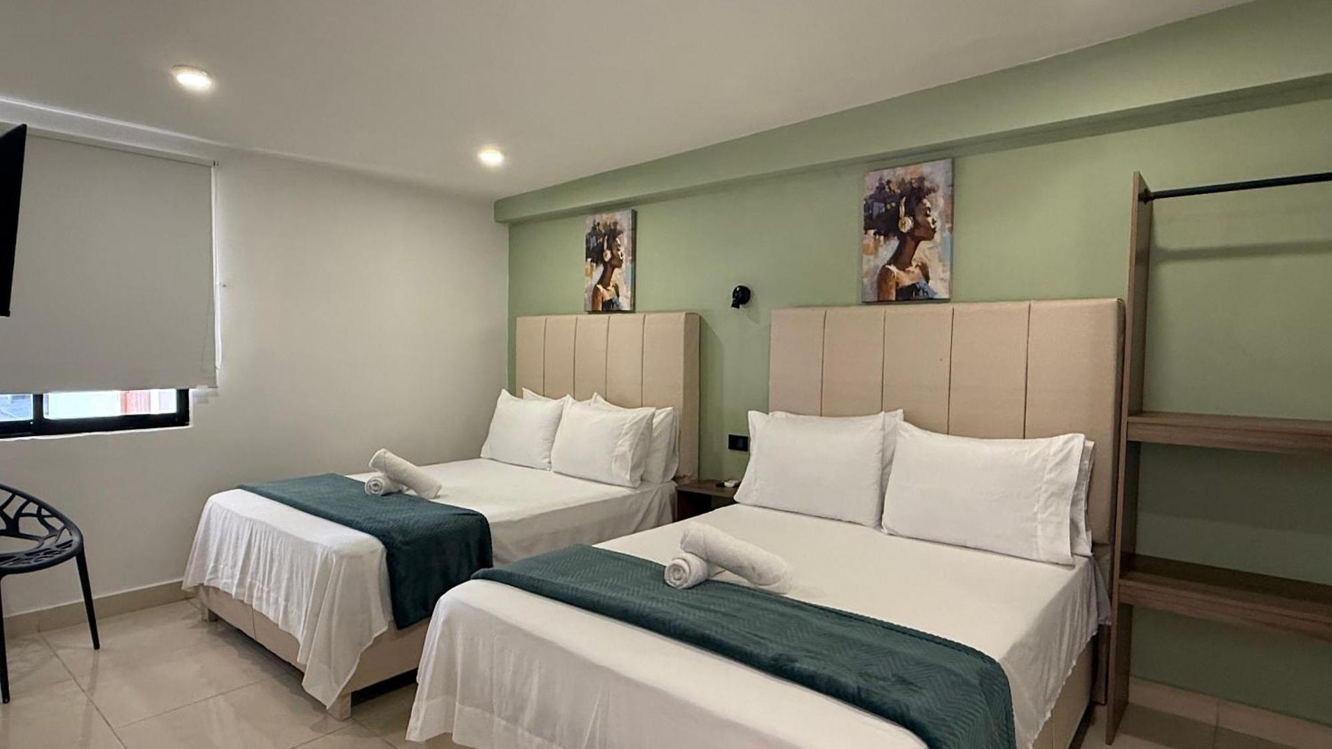 Arcadia Hotel *